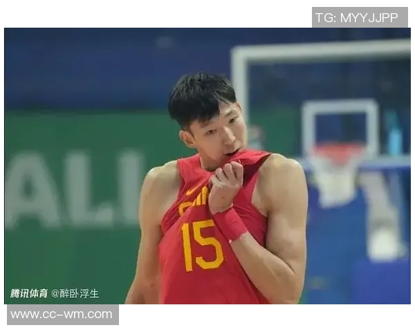 周琦表现出色成为内线支柱北京队主力频遭伤病困扰面临挑战 周琦表现出色成为内线支柱北京队主力频遭伤病困扰面临挑战