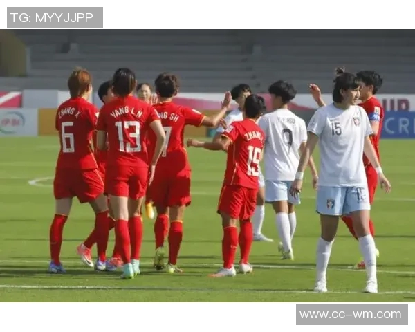 万项代表杜利亚伊足球学院首秀表现出色助力球队大胜对手